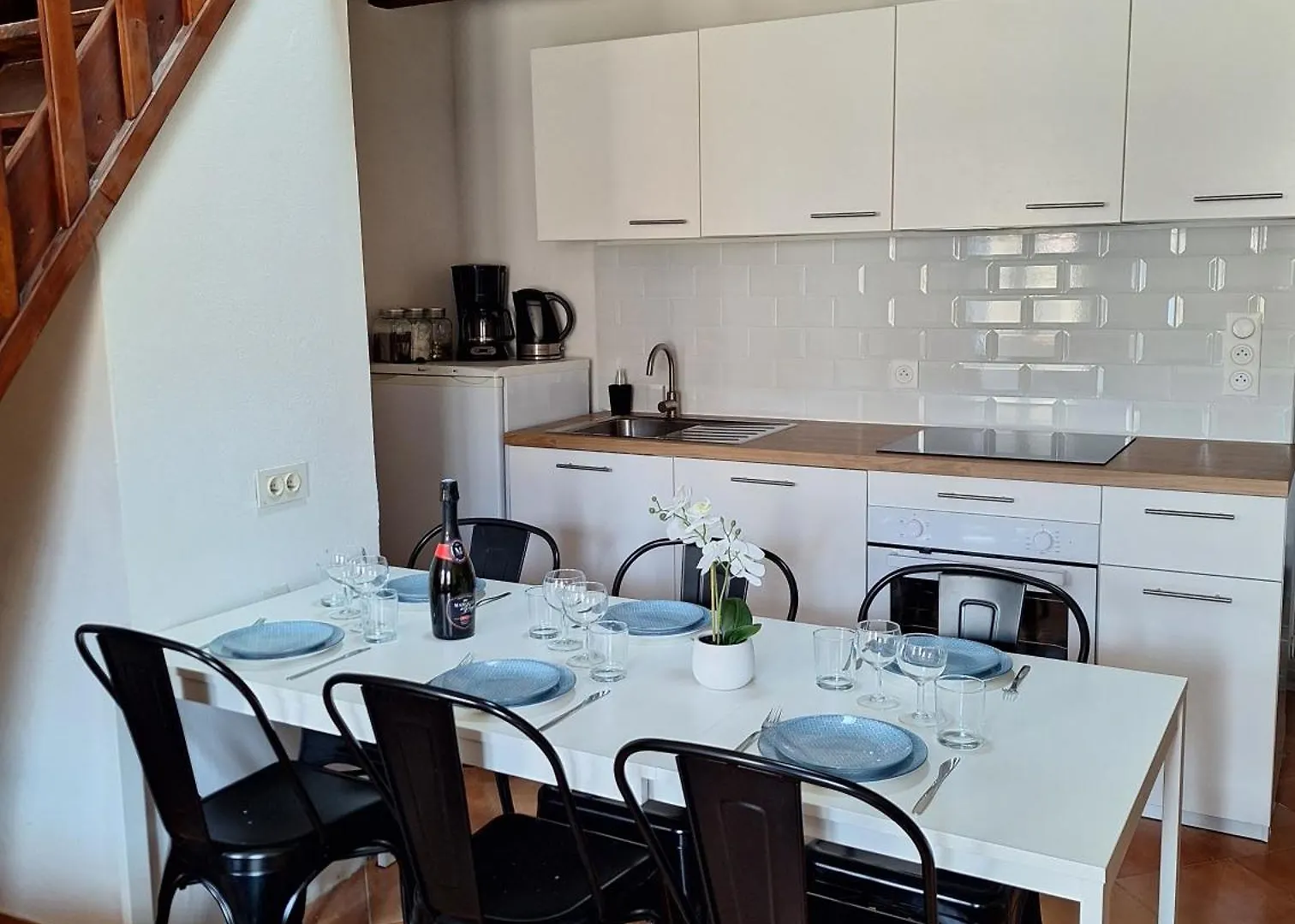 La Garriguette Appart Centre Historique Calme Climatise 6 Couchages Arles Apartment