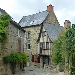 Le Logis Port De Dinan Appartement Lanvallay