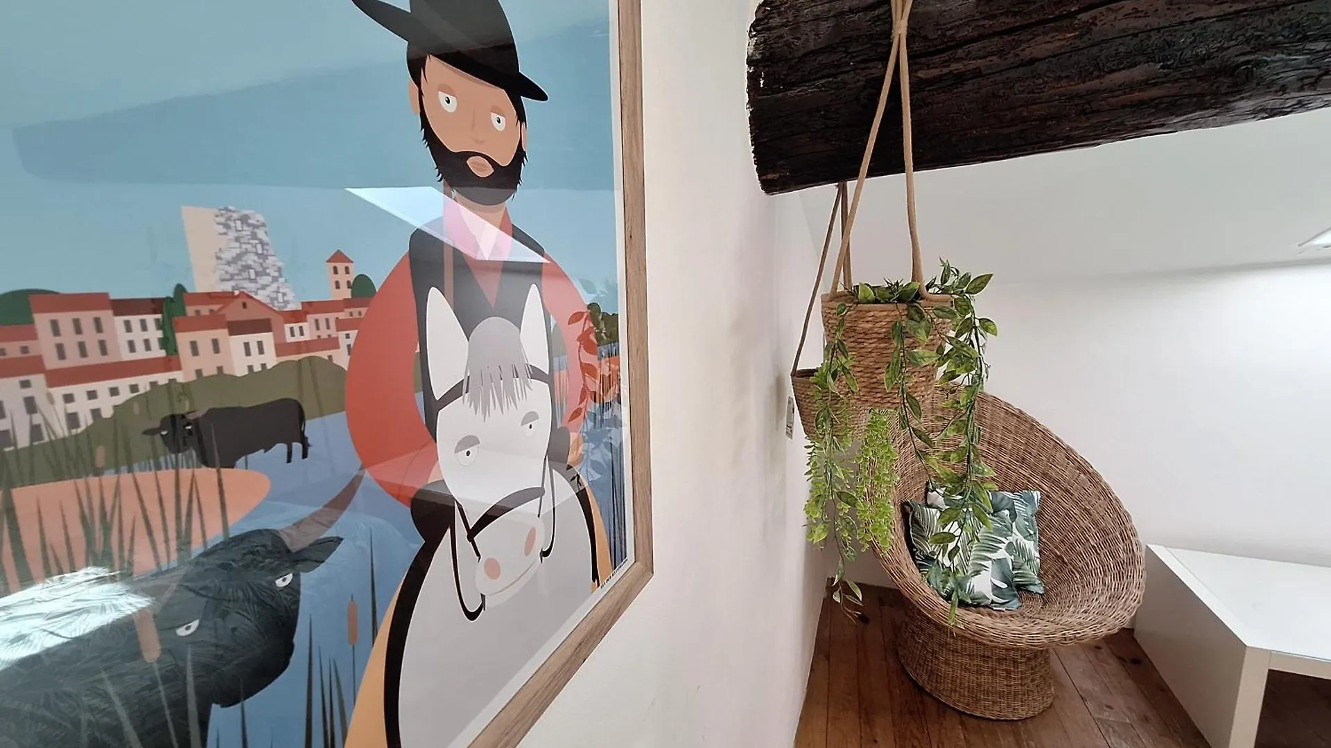 Apartment La Garriguette Appart Centre Historique Calme Climatise 6 A 8 Couchages Arles France